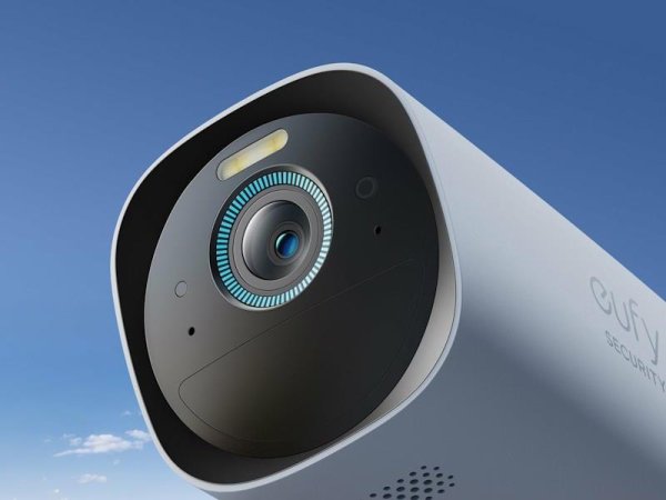Vonkajšia kamera so solárnym nabíjaním Anker eufy S330 (sada 3 ks + jednotka HomeBase 3)