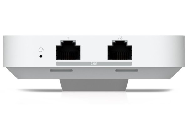 Ubiquiti UniFi U7 In-Wall