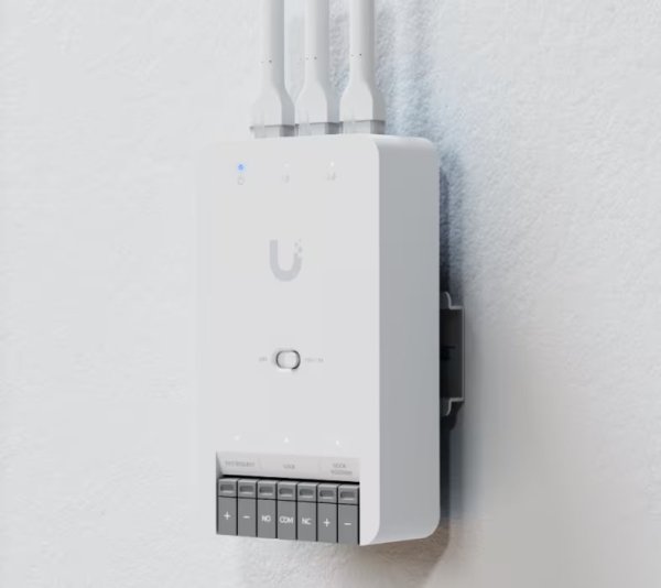 Ubiquiti UniFi Access Door Hub Mini